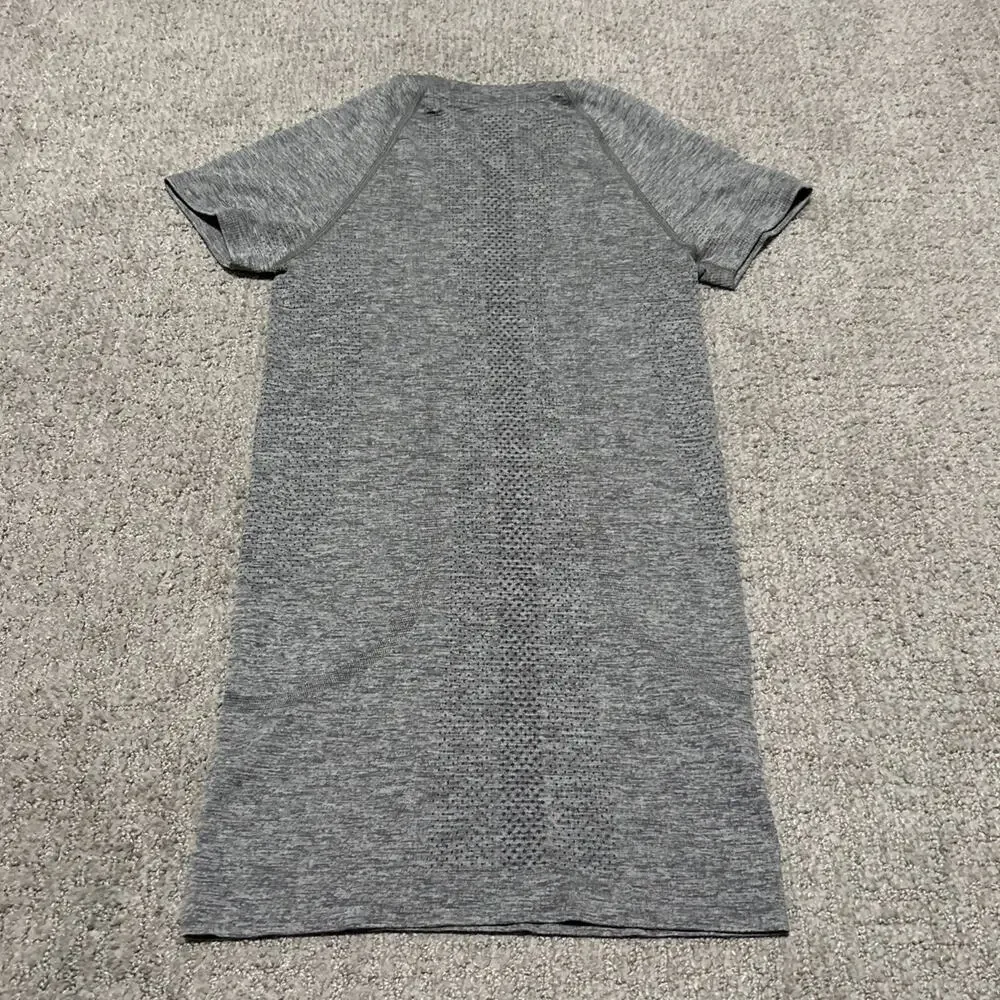 Lululemon Women’s Swiftly Tech Short-Sleeve Crew Shirt 2.0 Heather Gray Size 0